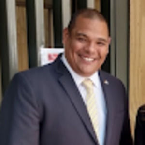 Meet your Posher, Edwin alberto
